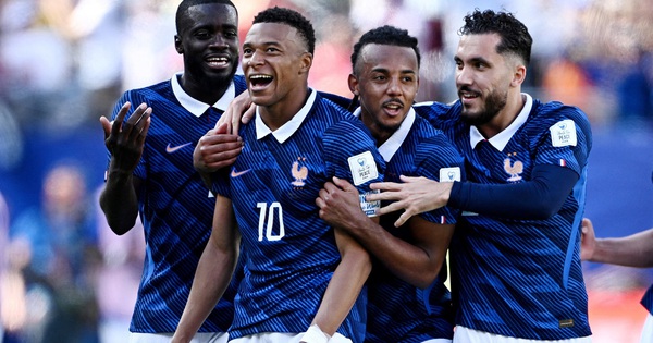 Mbappe giải quyết cuộc tranh luận nảy lửa ‘Messi – Ronaldo, ai giỏi hơn’ bằng câu trả lời gây sốc: góc nhìn mới cho người chơi Việt - hình ảnh - appkjc.com